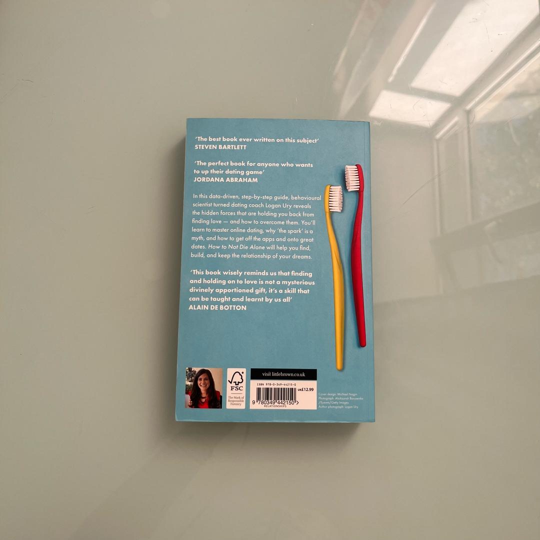 Logan Ury book how to not die alone — фото 2