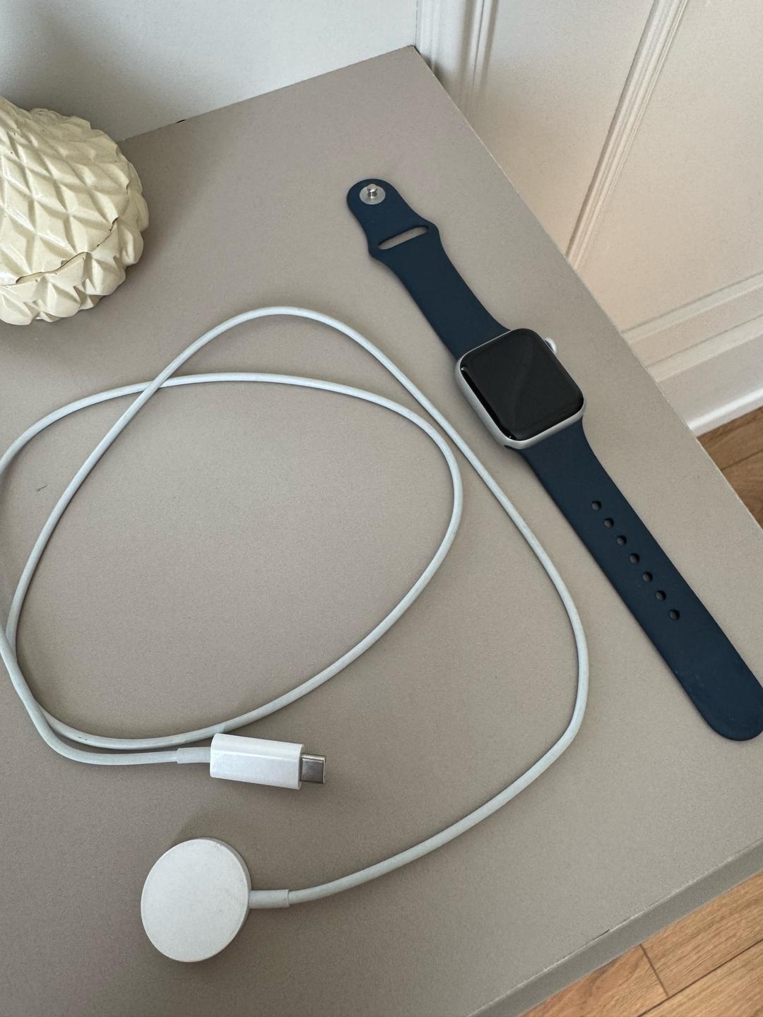 Apple Смарт-часы Apple Watch SE 2 Gen (2022) 40 мм — фото 2
