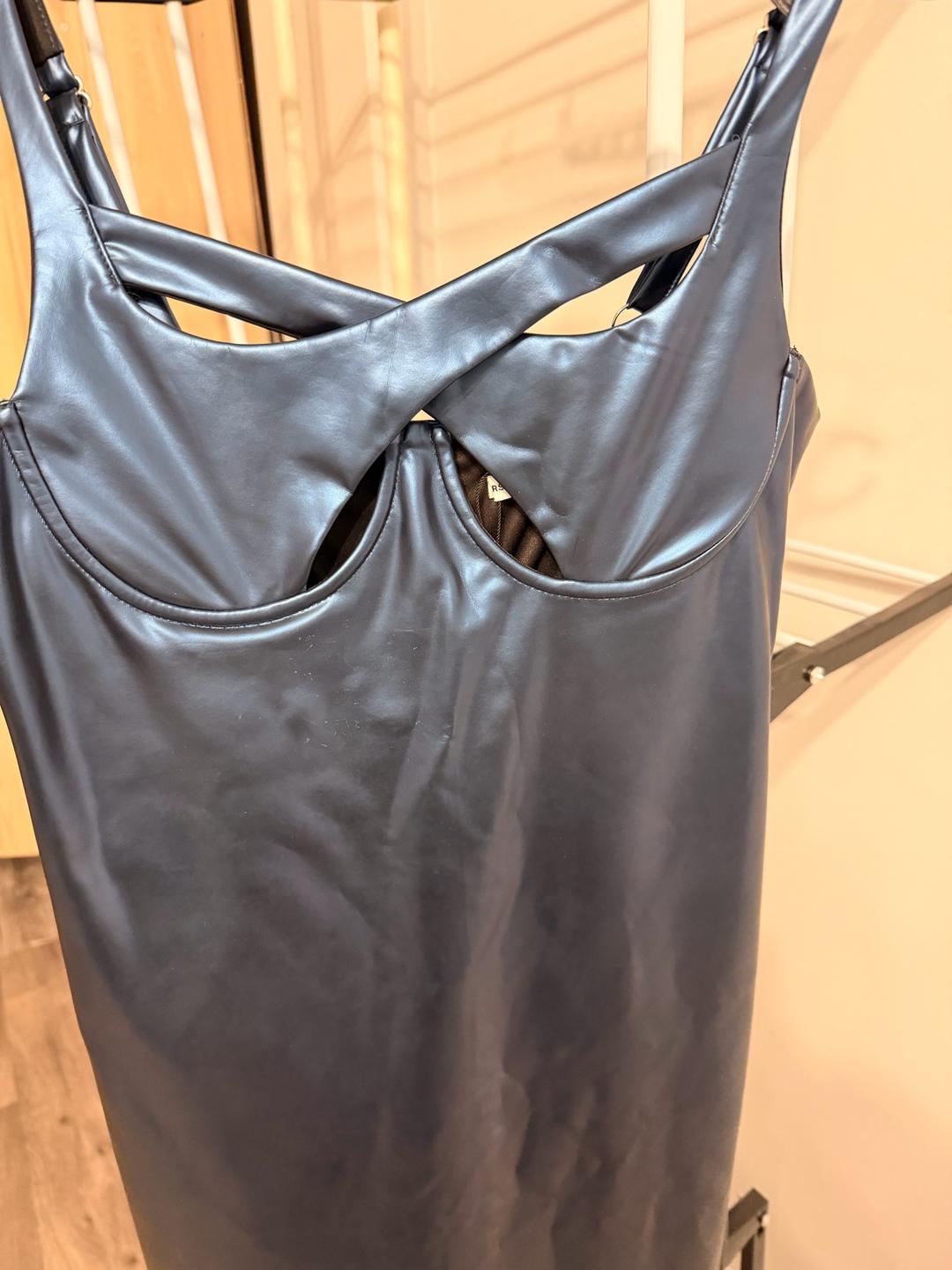 Bershka Платье миди из экокожи — фото 2