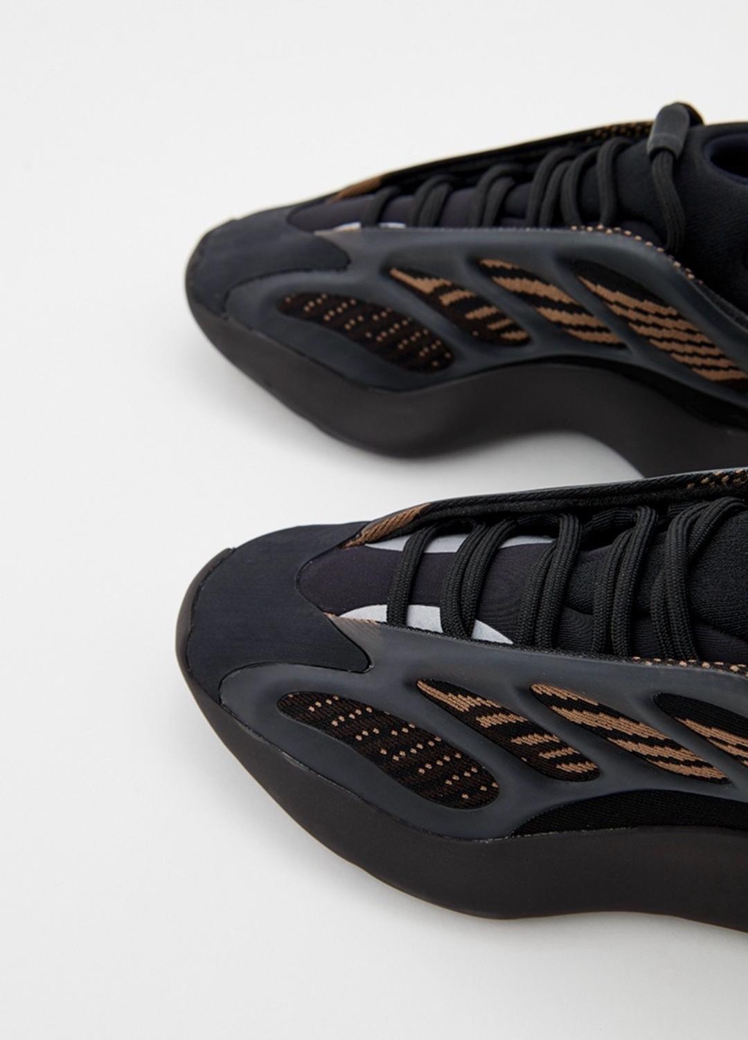 Yeezy Yeezy 700 — фото 2