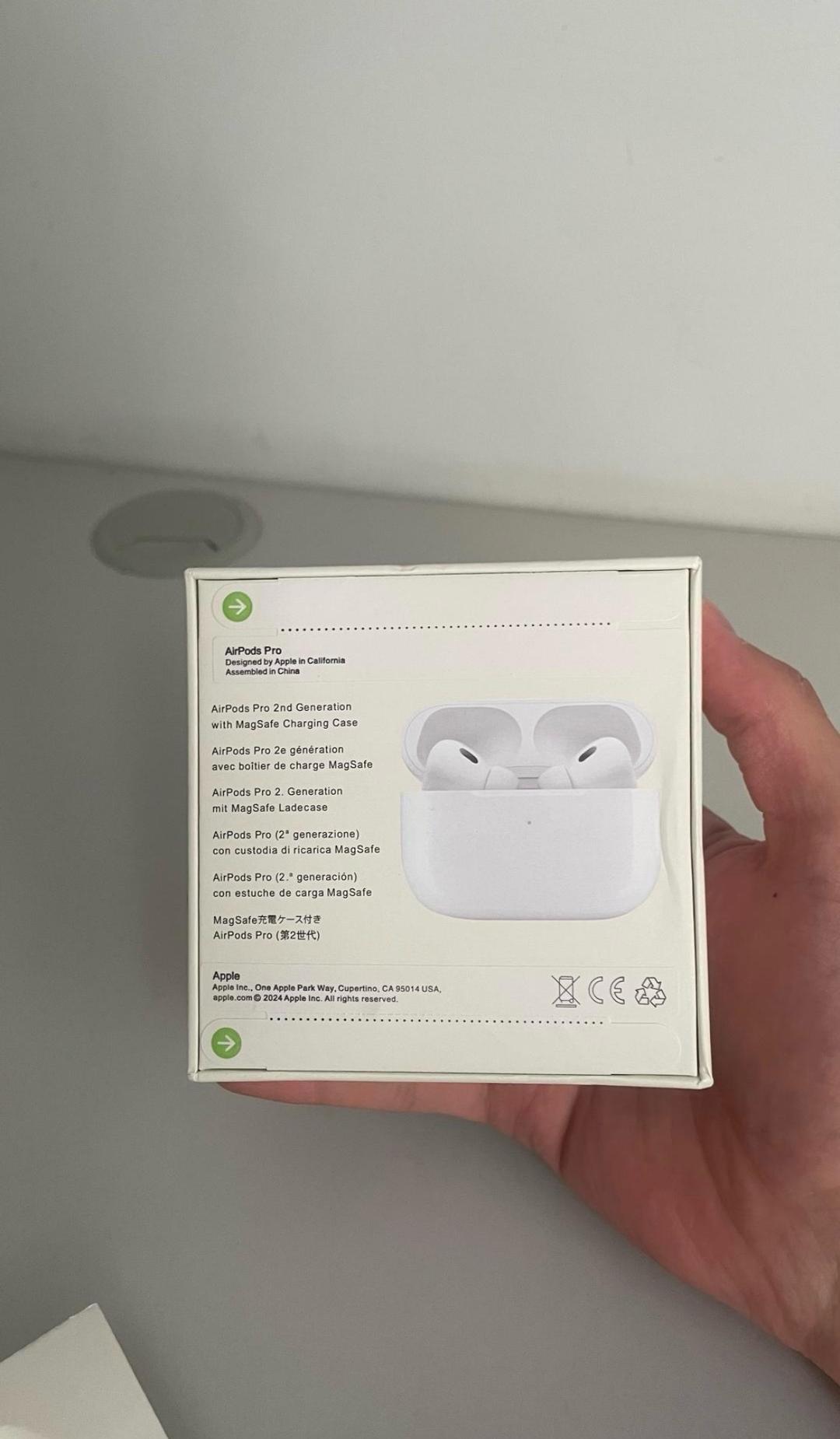Apple Наушники Apple AirPods Pro 2 — фото 2