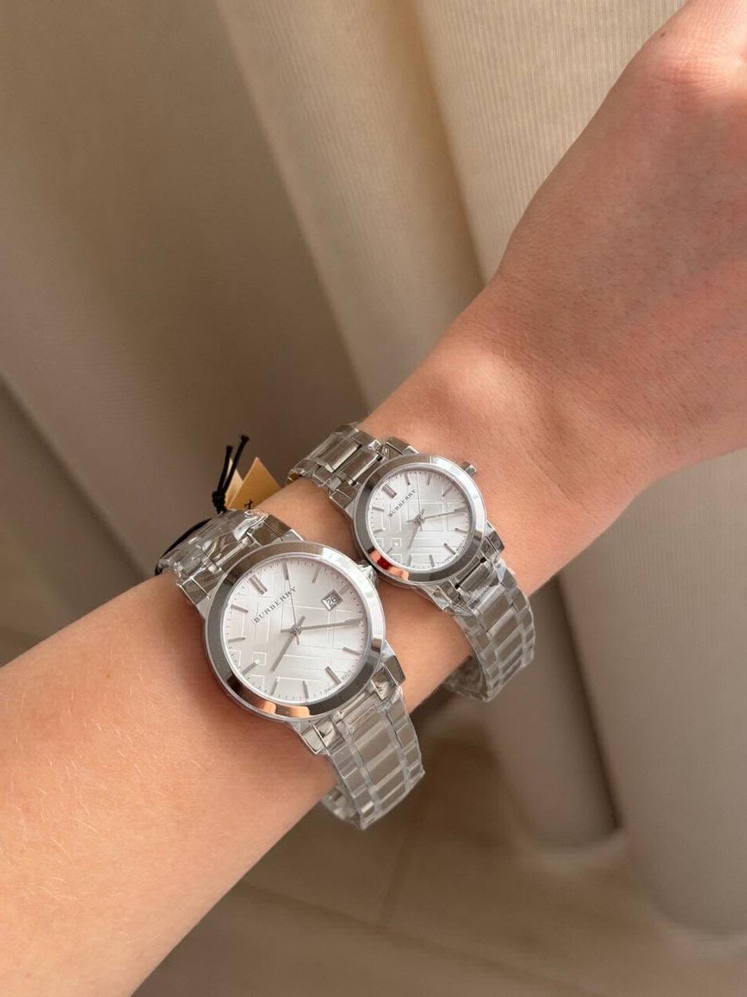 Burberry Burberry серебристые оригинал — фото 2