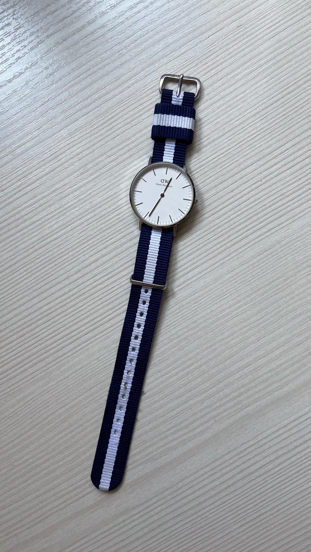 Daniel Wellington Часы Daniel Wellington — фото 2