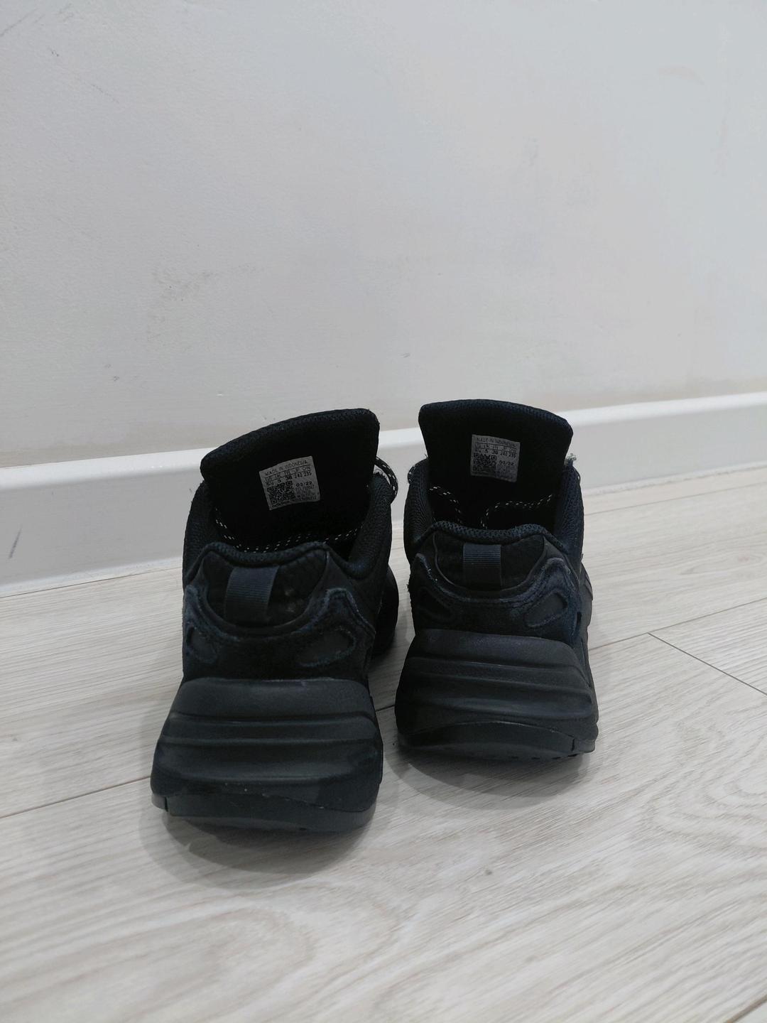 Adidas Женские кроссовки Adidas ZX 22 boost — фото 2