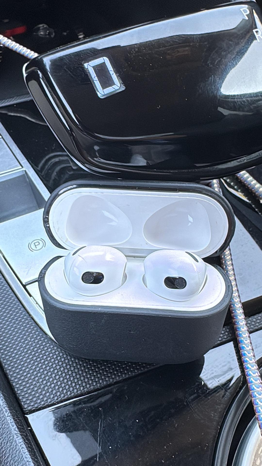 Apple Apple AirPods 3 Original — фото 2