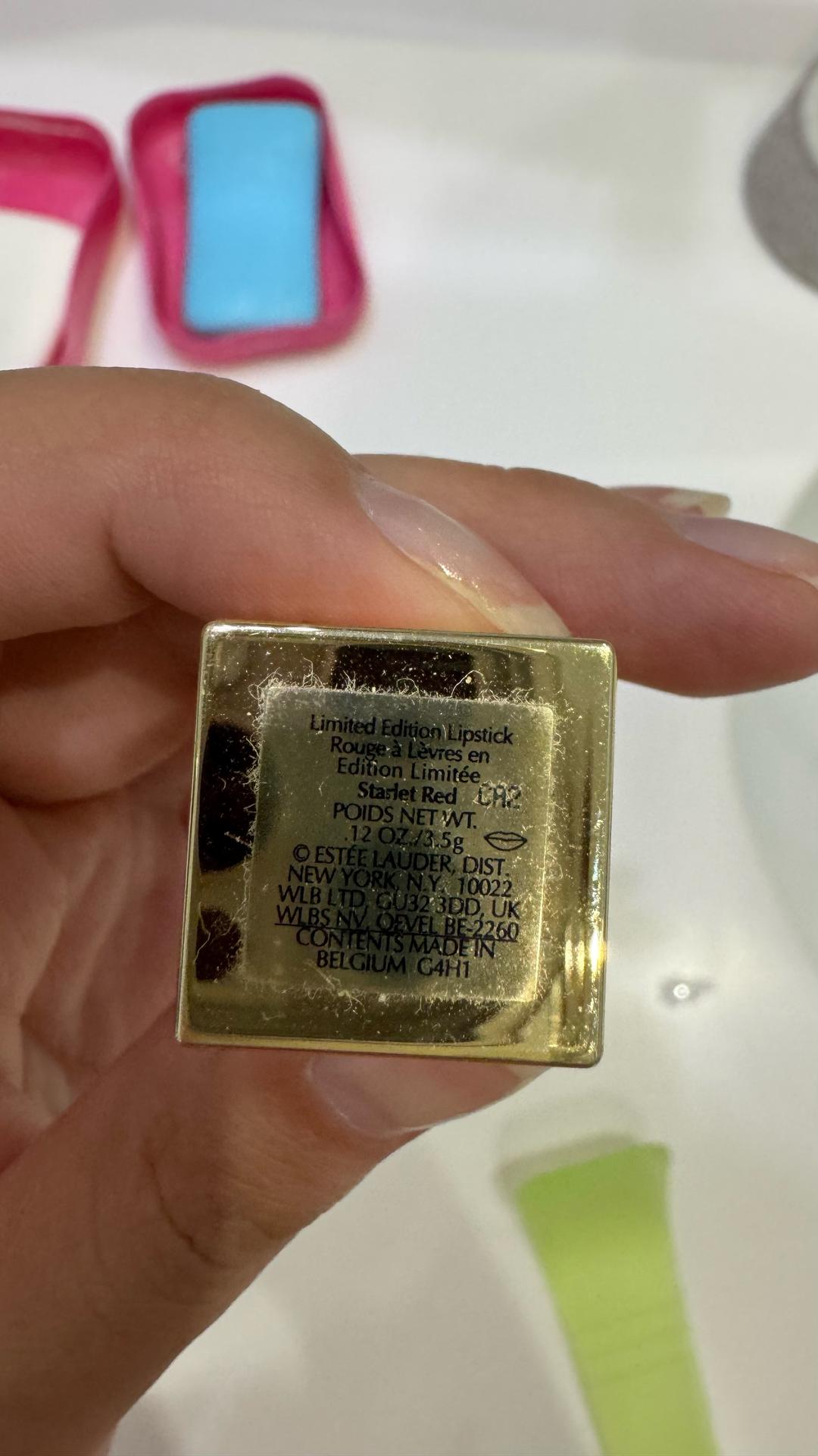 Estée Lauder Помада Estee Lauder Starlet Red лимитированная серия — фото 2