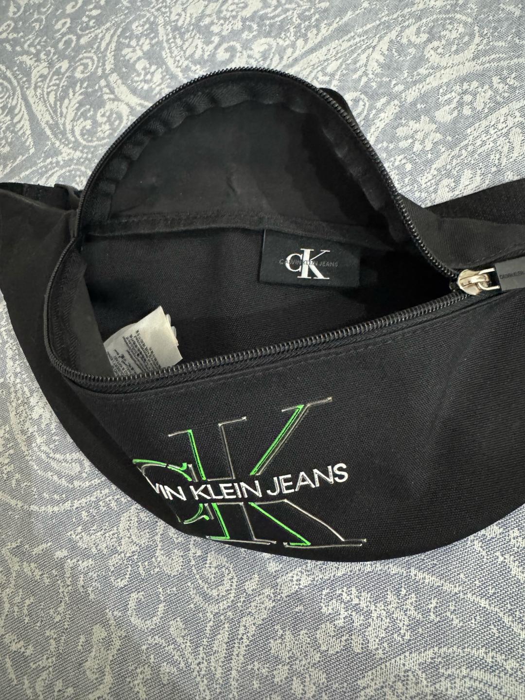 Calvin Klein Поясная сумка Calvin Klein Jeans — фото 2