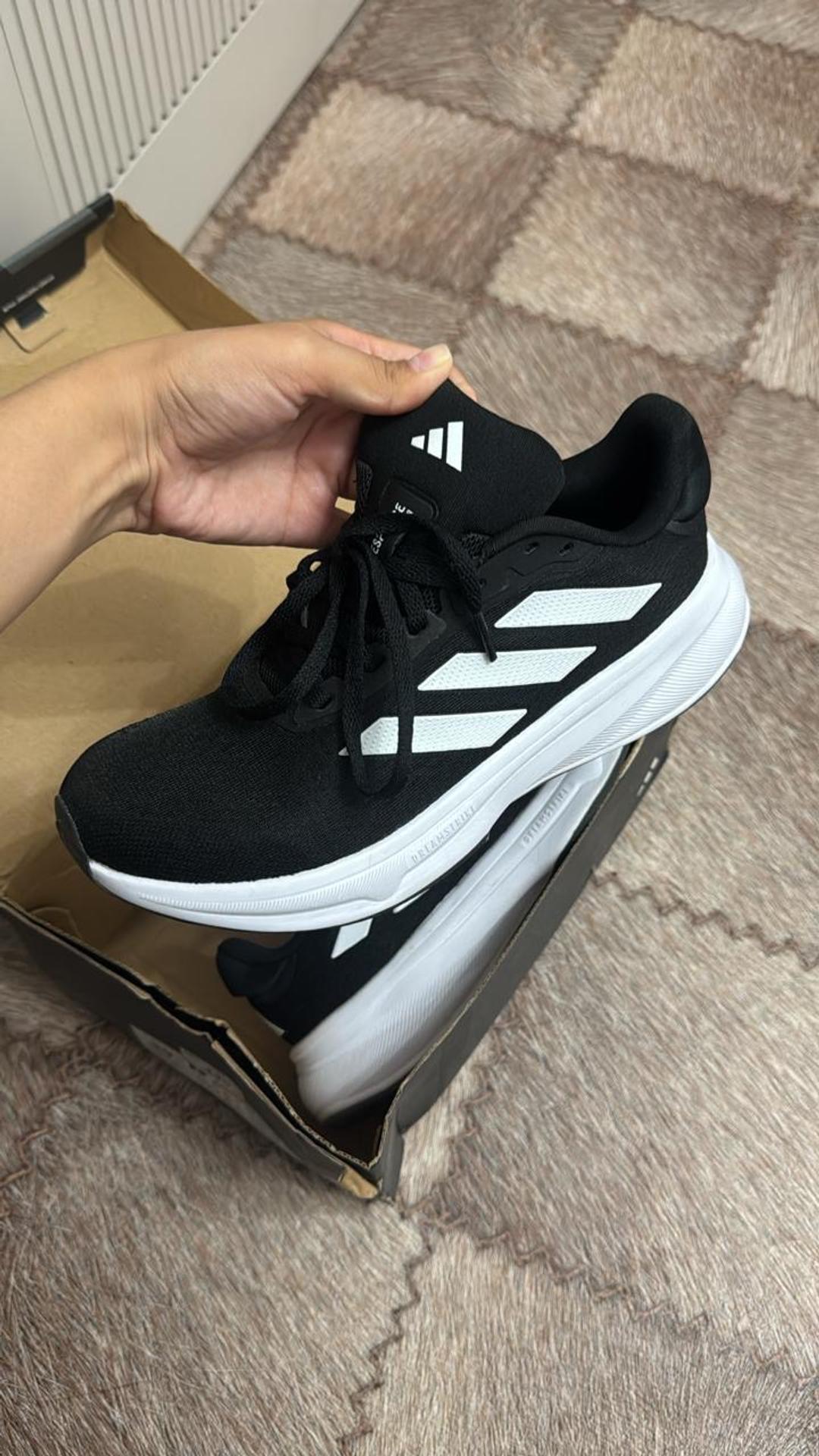 Adidas Кроссовки adidas — фото 2