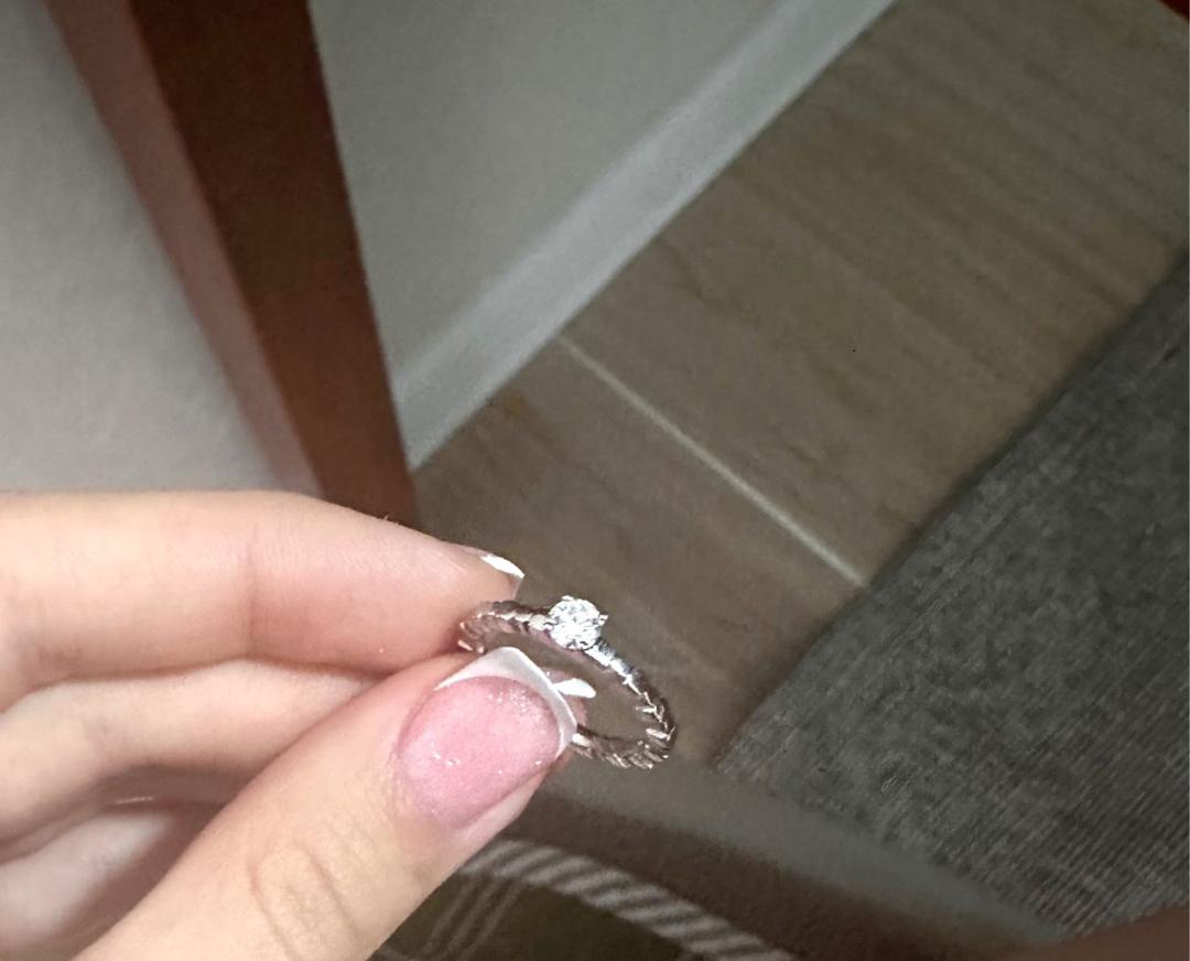 Damiani Damiani Помолвочное кольцо из платины с бриллиантом 0,21 карата, цвет G, чистота — фото 2