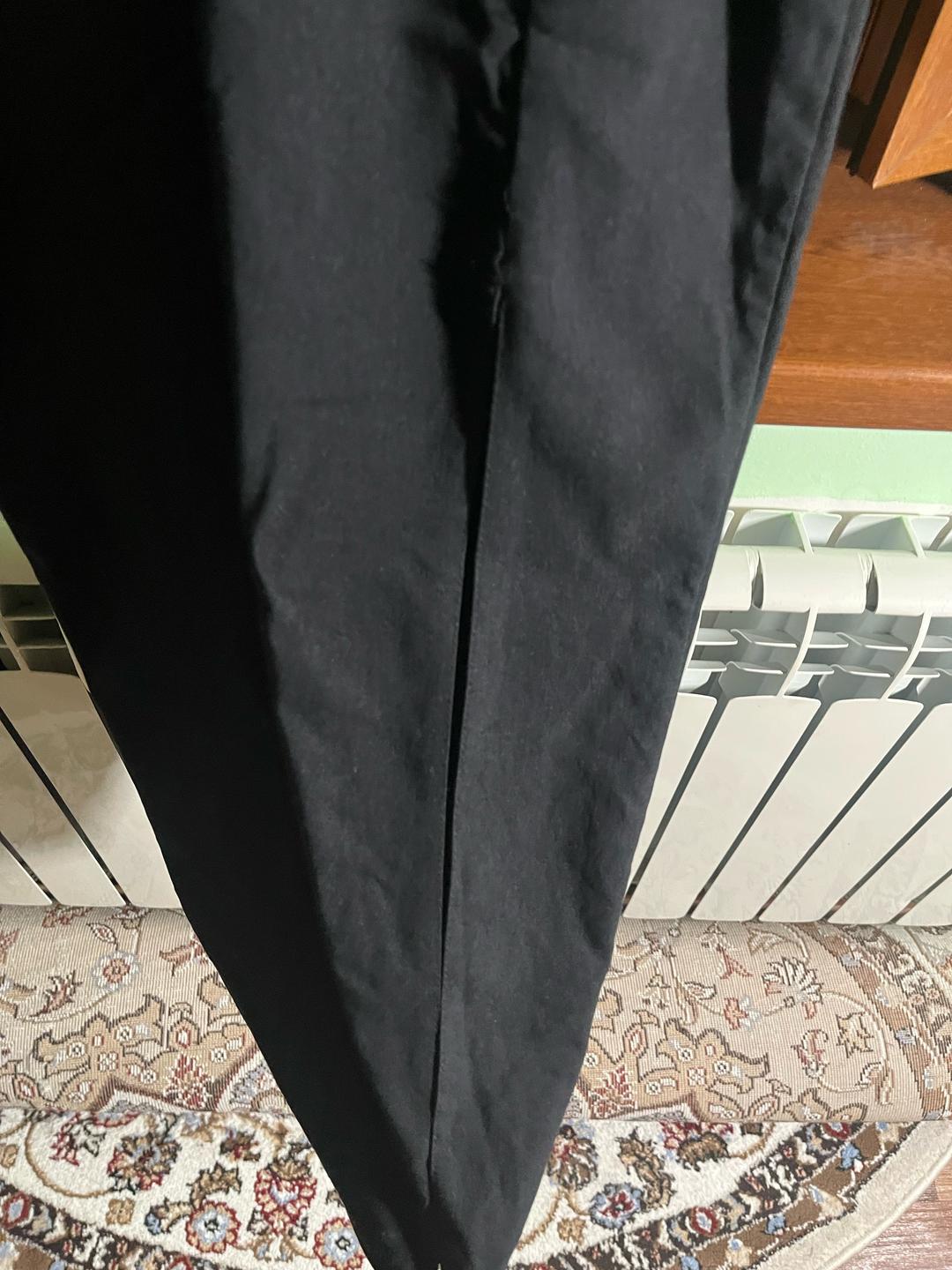 by style janetta Черное платье миди на бретелях с декором из страз — фото 2