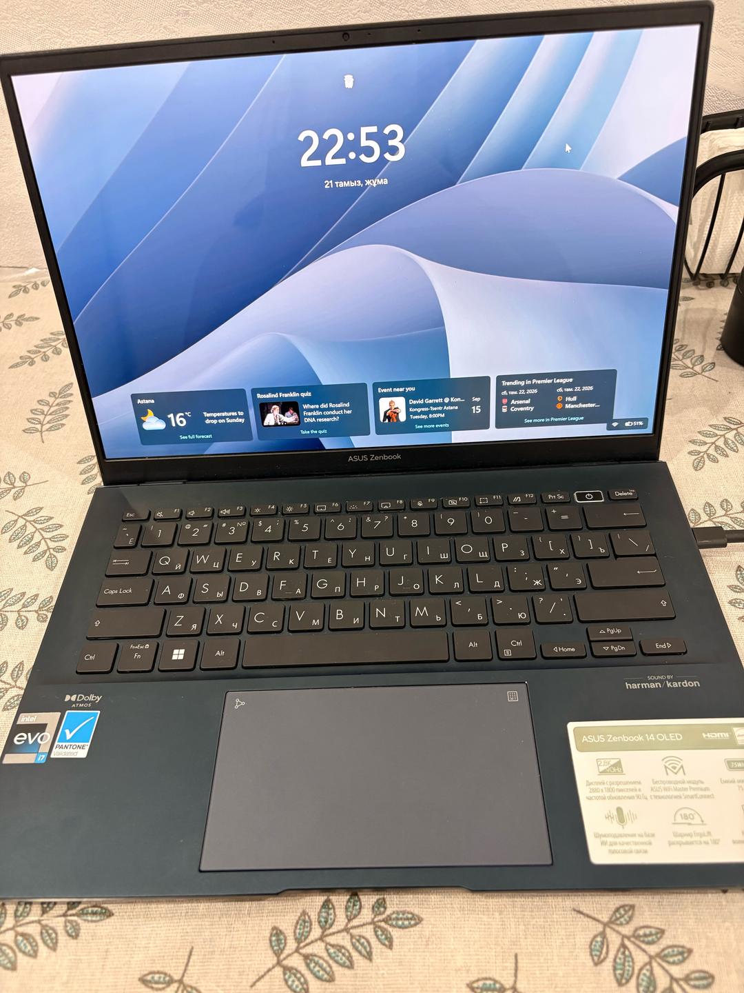 ASUS Ноутбук ASUS zenbook — фото 2