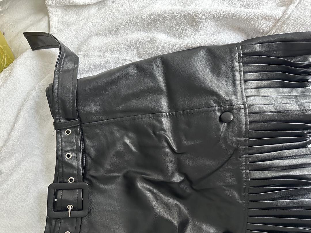 Zara Юбка из эко кожи под зара — фото 2