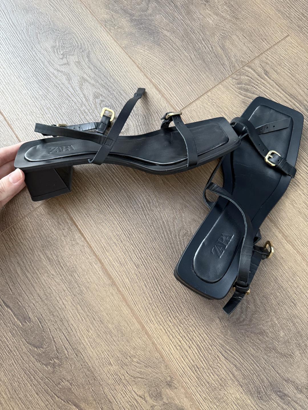 Zara Кожаные босоножки Zara — фото 2