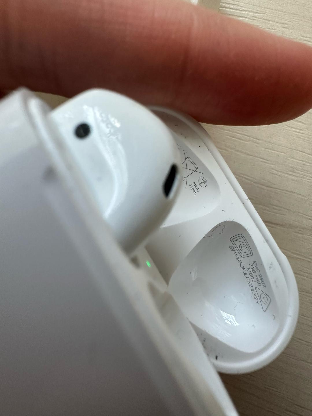air pods Air pods 2 оригинал — фото 2