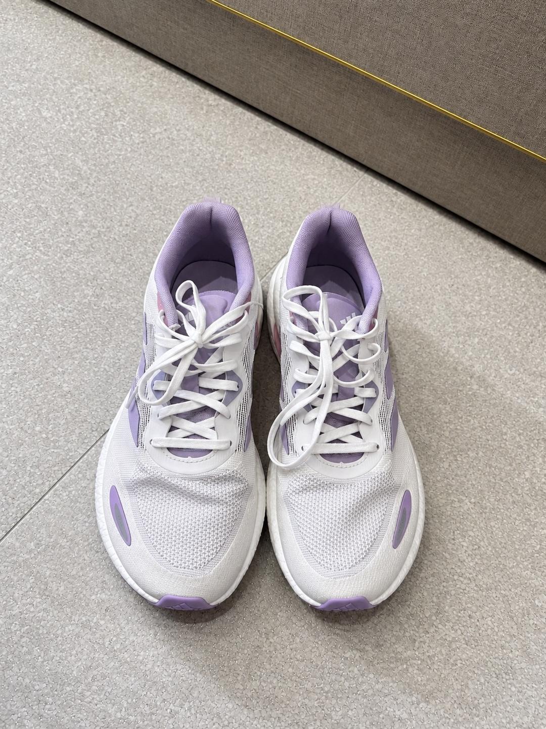 Adidas Женские кроссовки adidas — фото 2