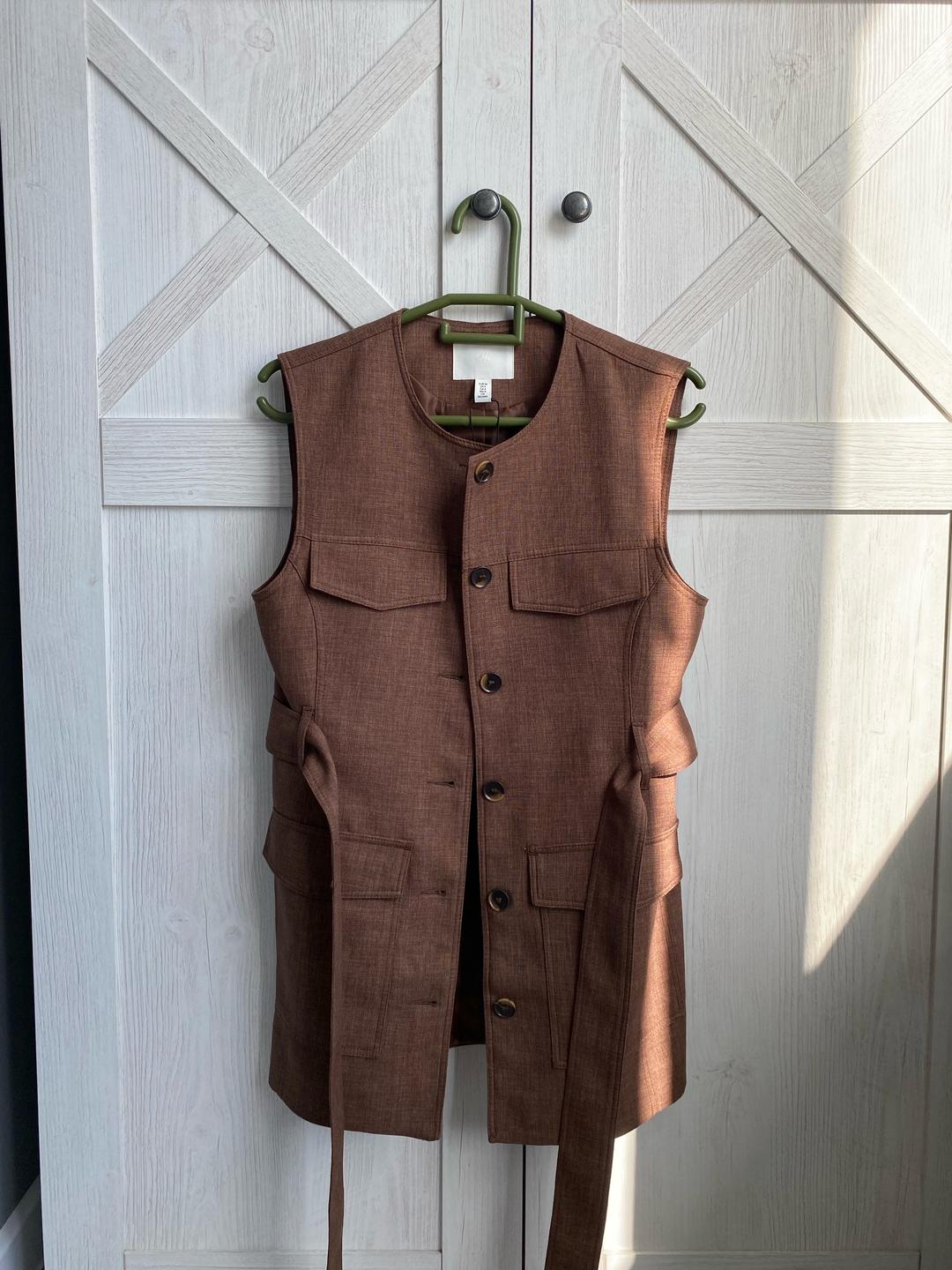 H&M новый жилет H&M — фото 2
