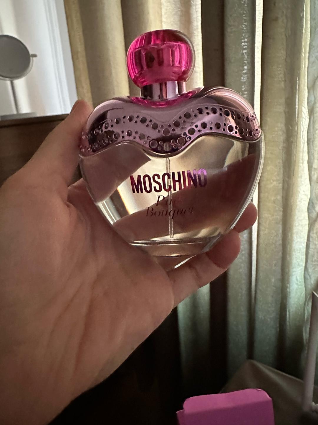 Moschino Парфюмерная вода Moschino Pink Bouquet — фото 2