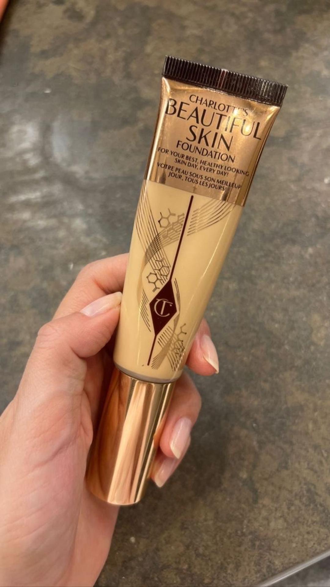 Charlotte Tilbury Тональник charlotte tilbury оригинал — фото 2