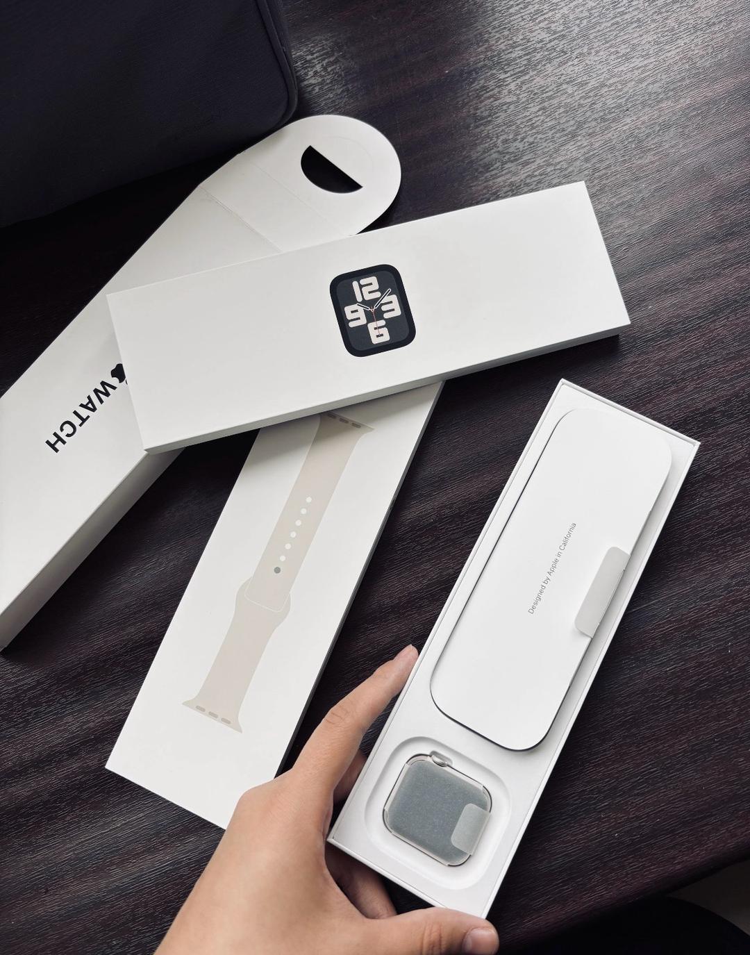Apple Смарт-часы Apple Watch SE — фото 2
