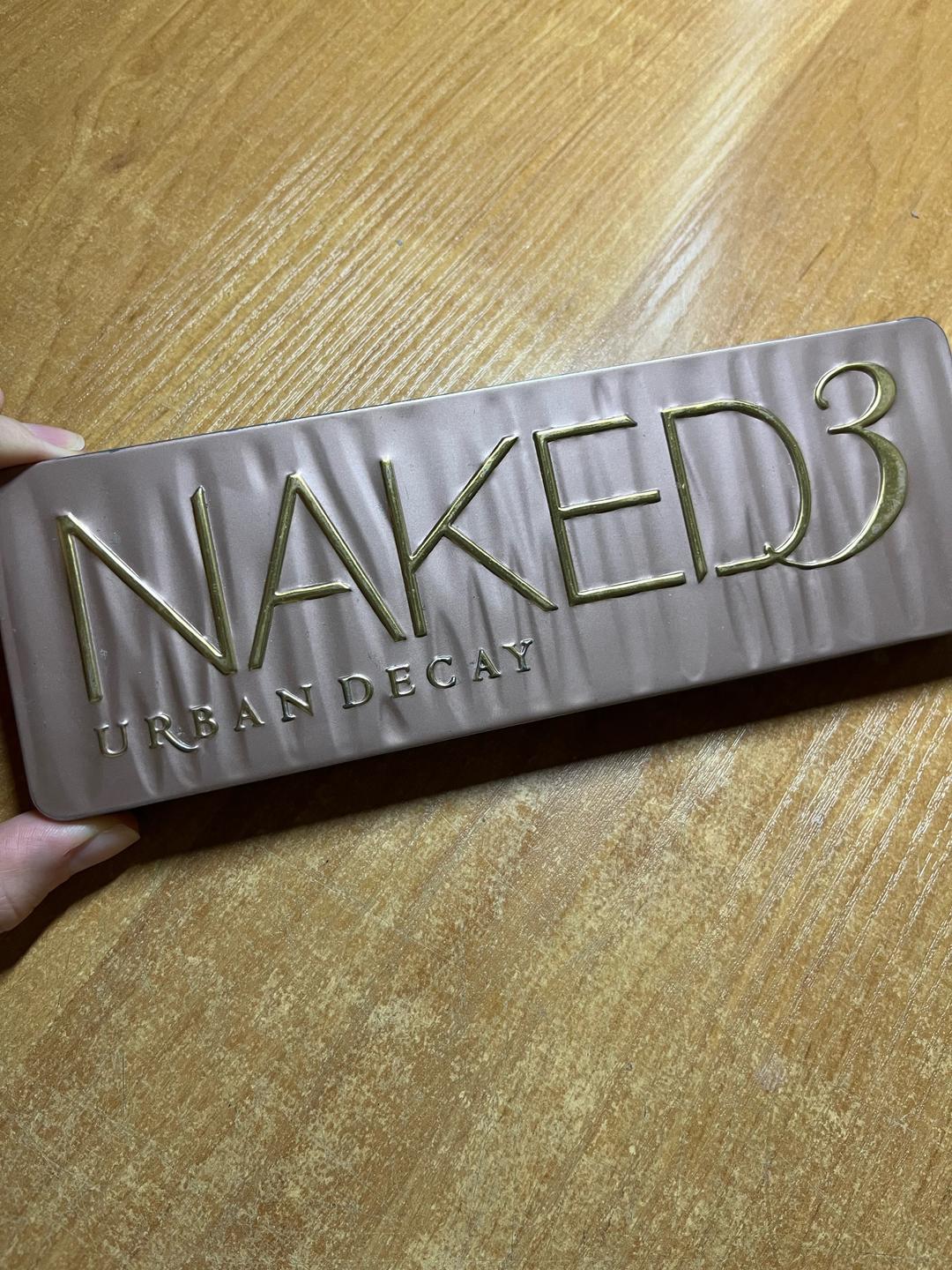 Urban Decay Палетка теней Urban Decay NAKED 3 — фото 2