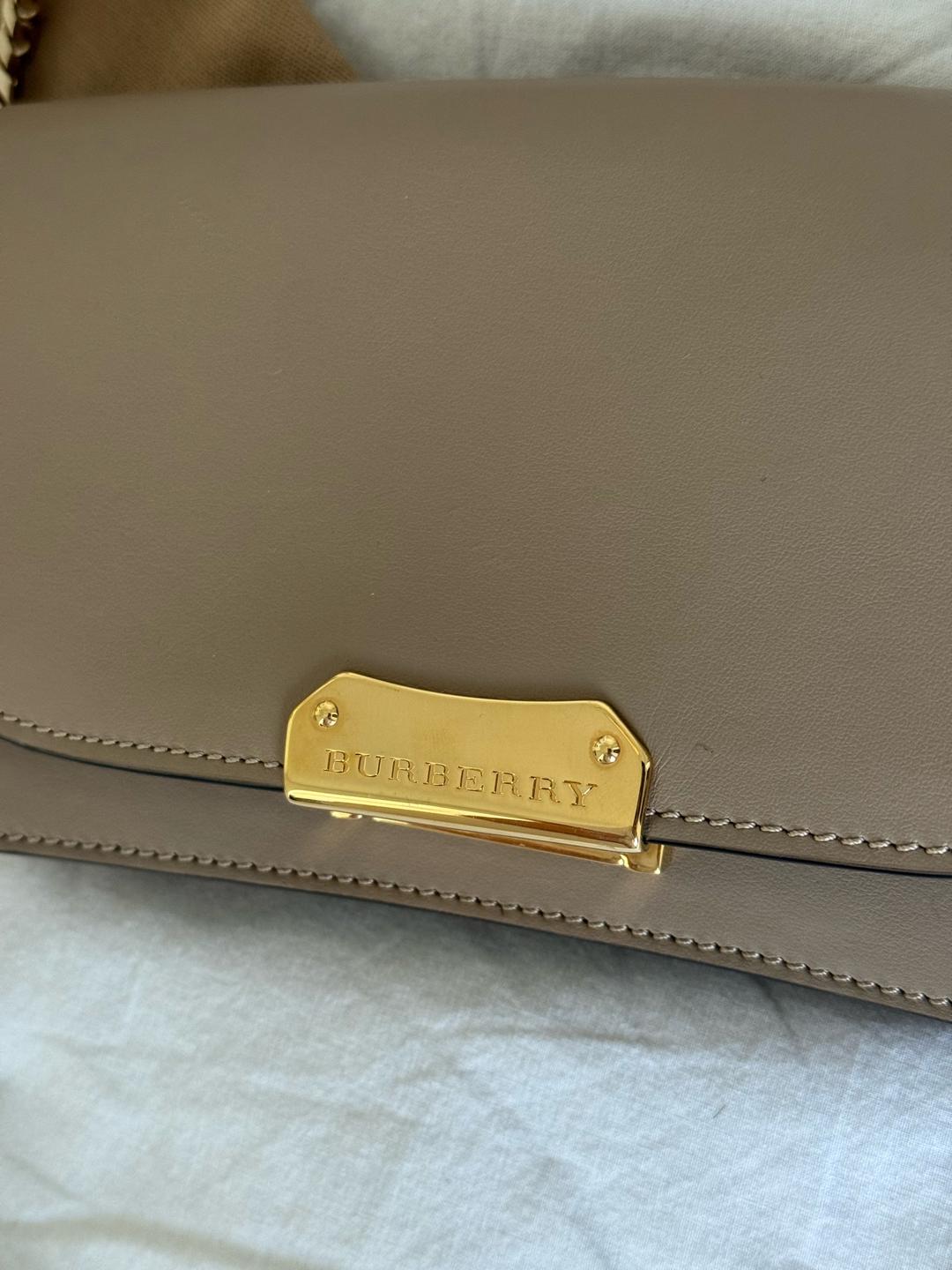 Burberry Burberry сумка через плечо — фото 2