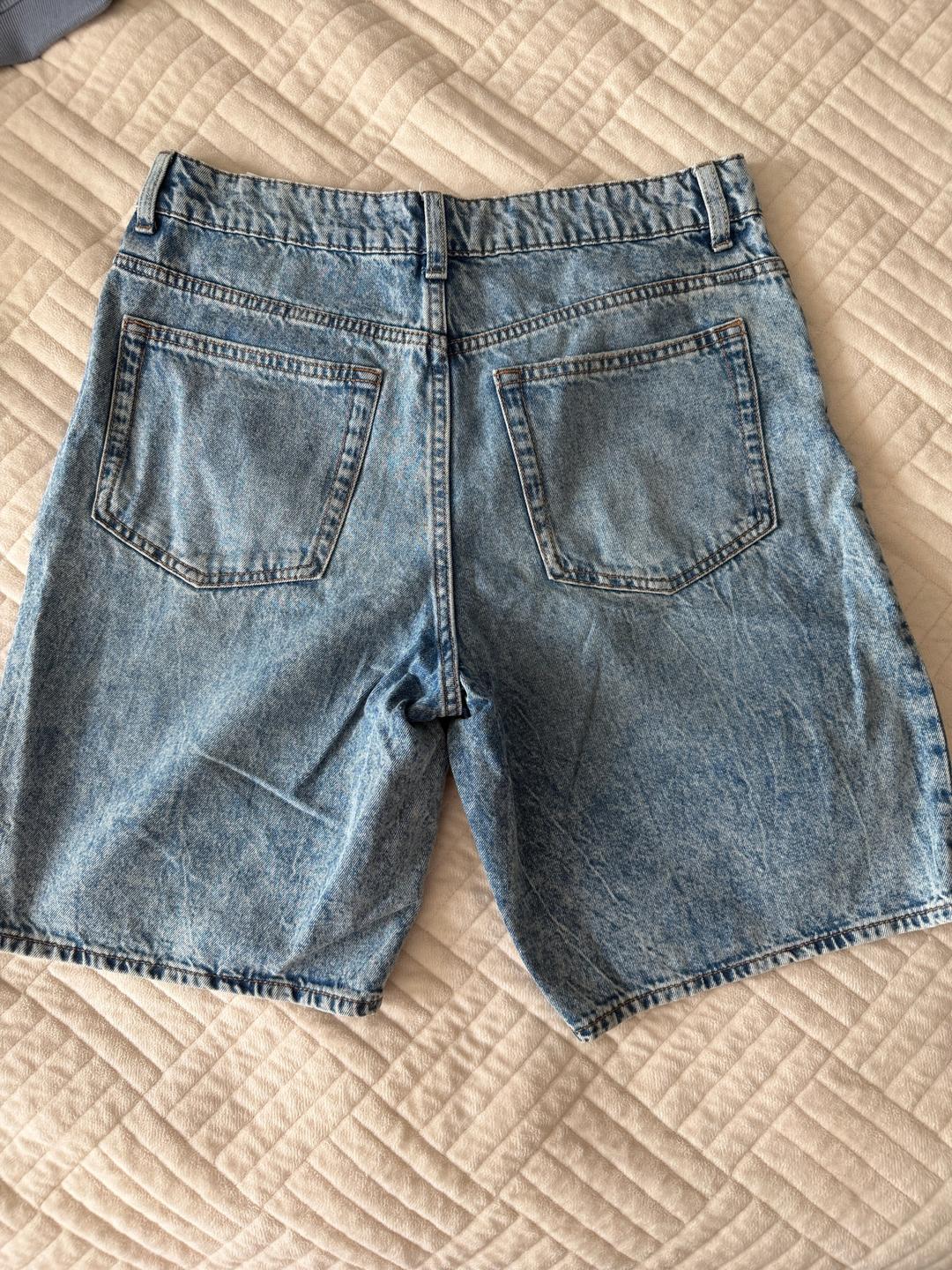 H&M Джинсовые шорты H&M — фото 2