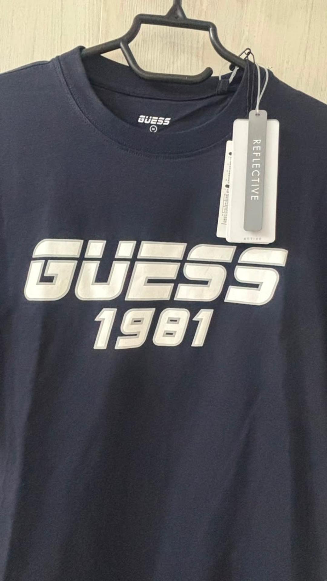 GUESS Футболка Гесс — фото 2