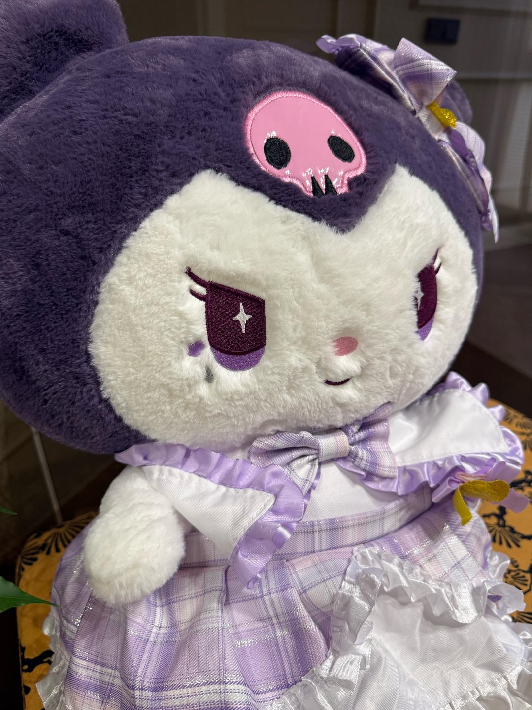 Sanrio Мягкая игрушка Куроми в платье — фото 2