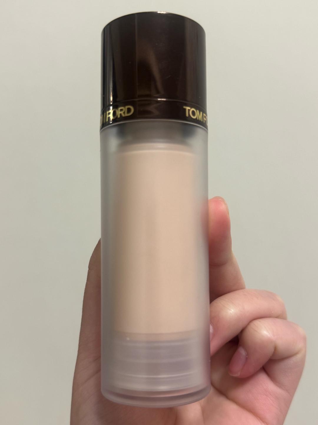 Tom Ford Тональный крем Tom Ford Traceless Soft Matte Foundation — фото 2