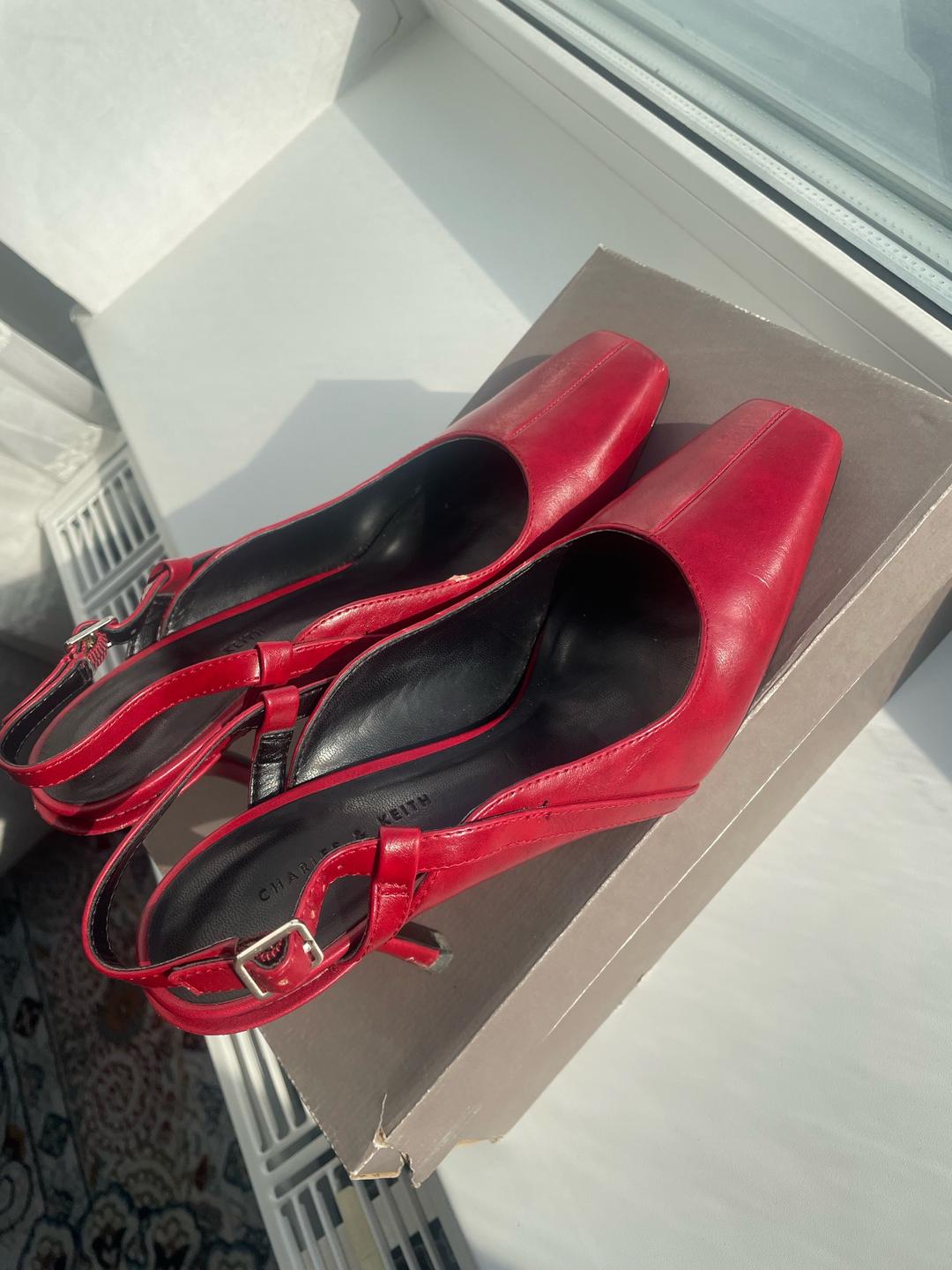 Charles & Keith Туфли красные Charles & Keith — фото 2