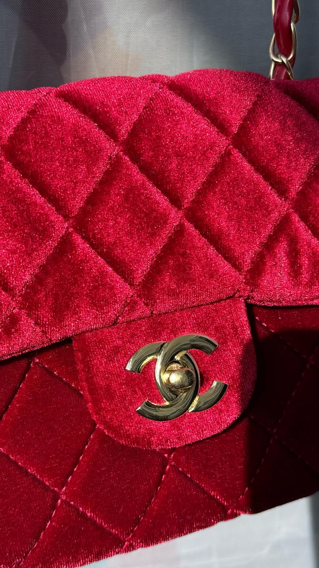 Chanel Стеганая бархатная сумка Chanel — фото 2