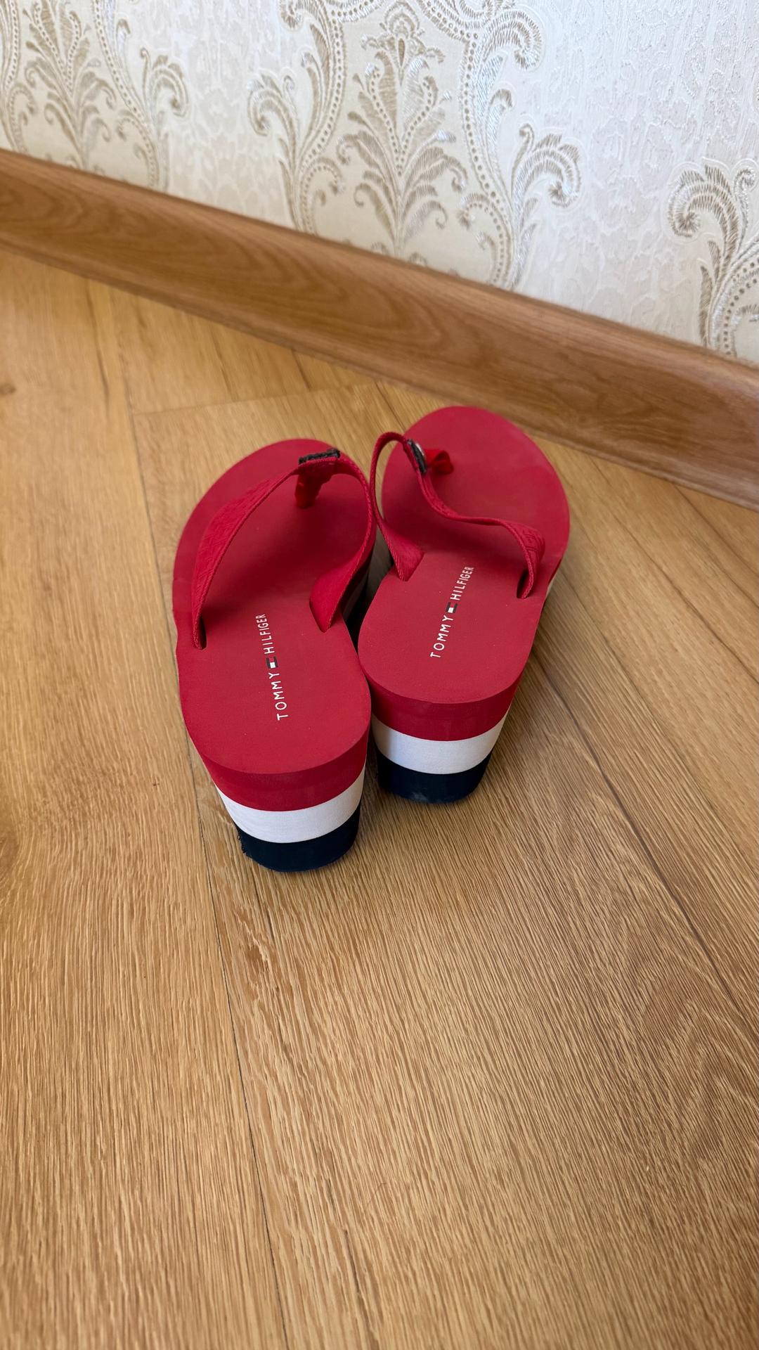 Tommy Hilfiger Сланцы — фото 2