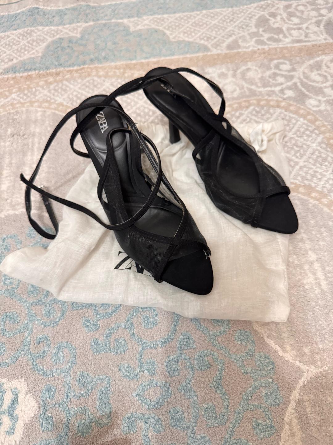 Zara Босоножки черные Zara — фото 2