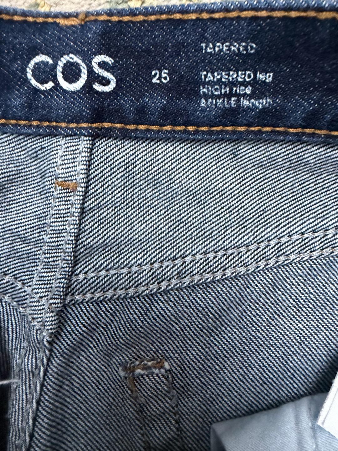 COS Джинсы мом   COS — фото 2