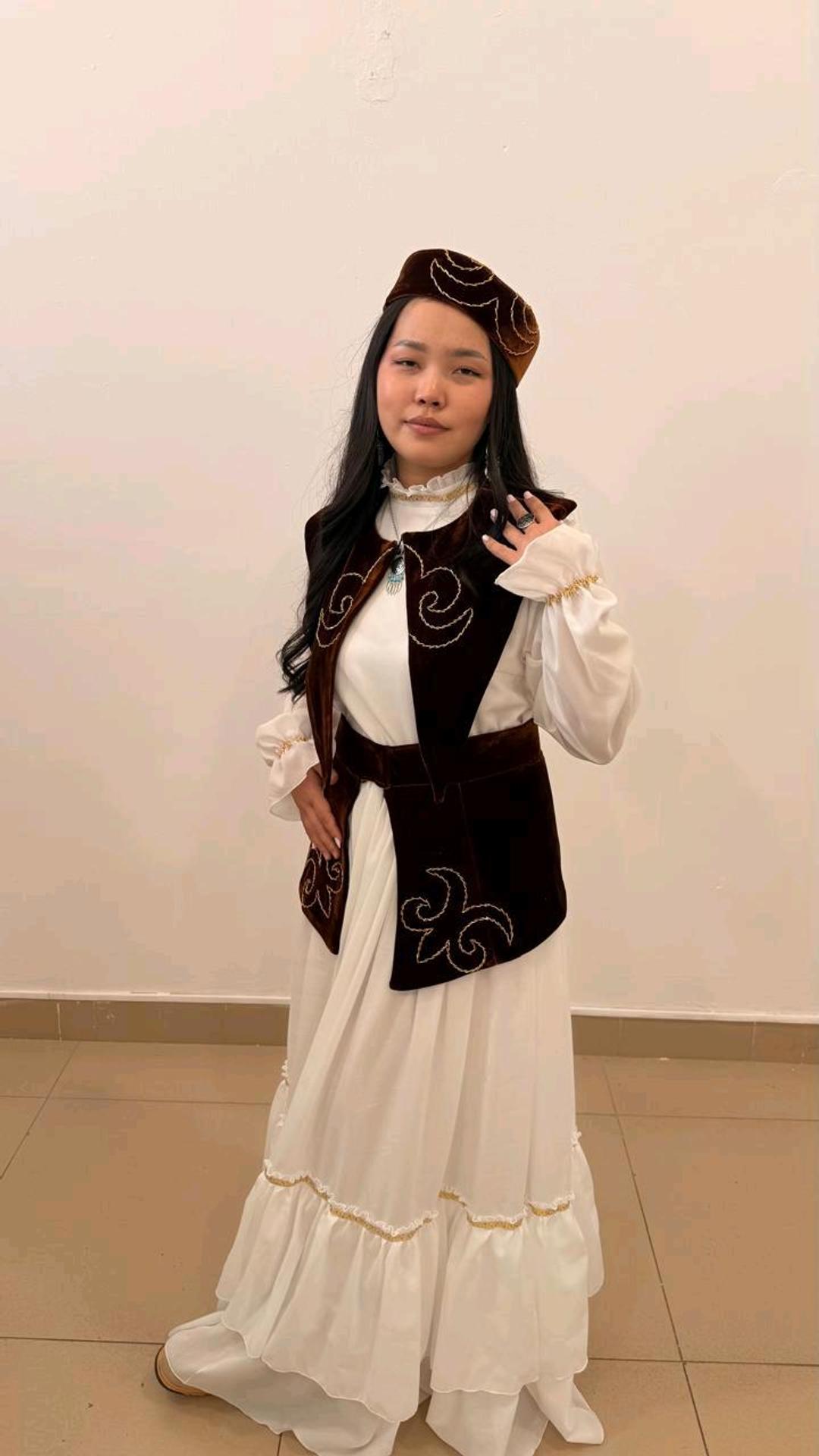 Handmade (ручная работа) Корсет, тақия (тюбетейка), жағалық — фото 2