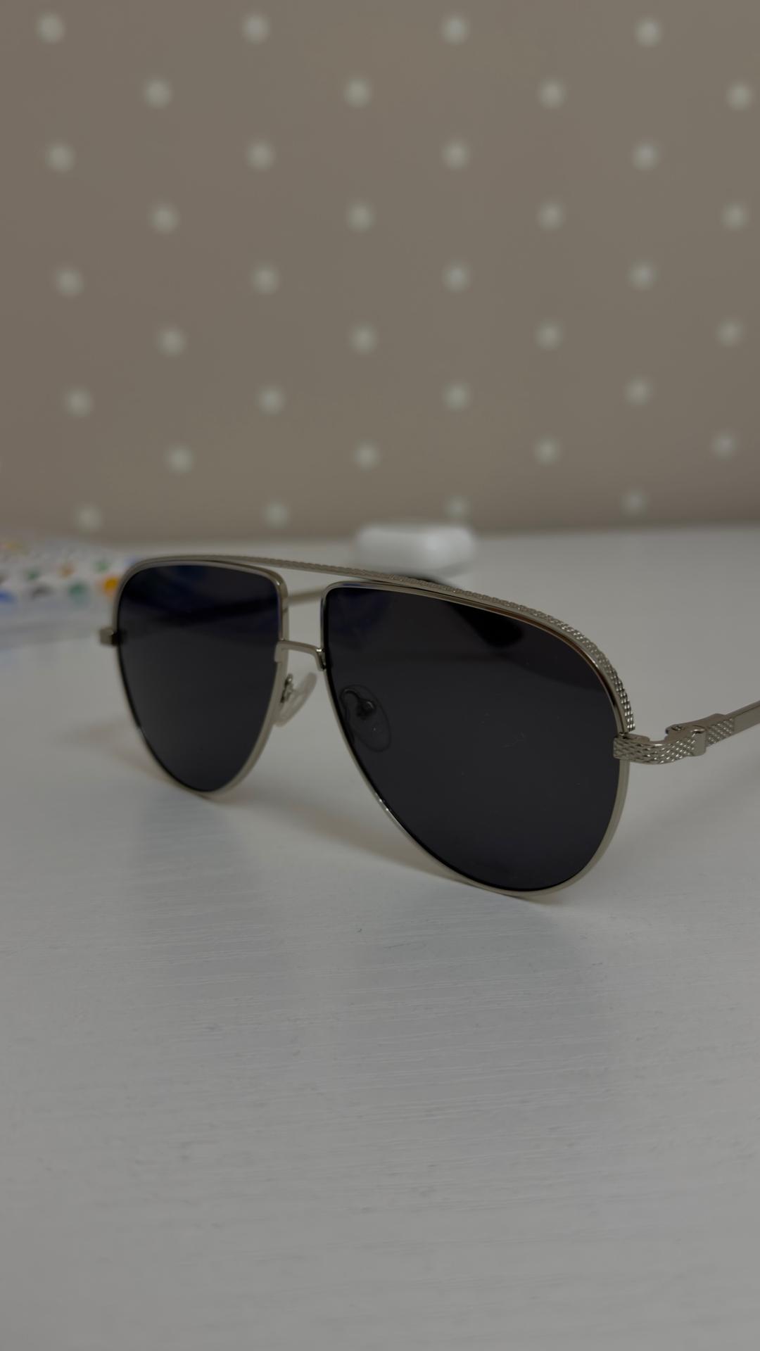 sunglasses - — фото 2