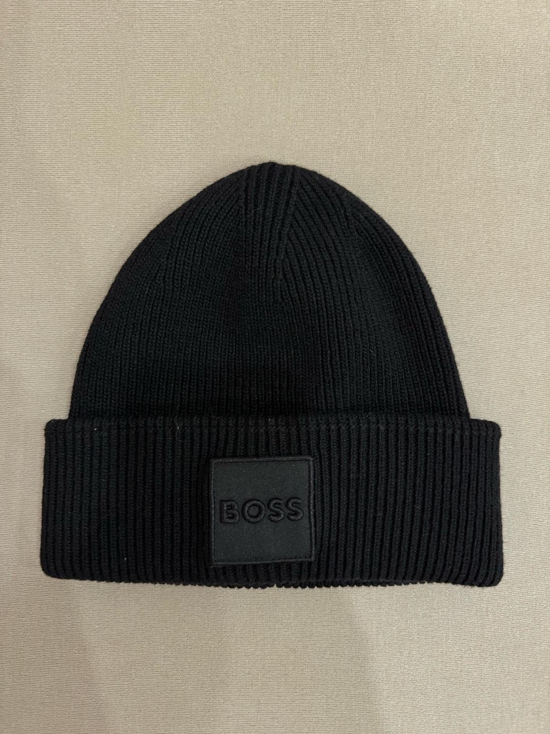 Boss Шапка boss оригинал — фото 2