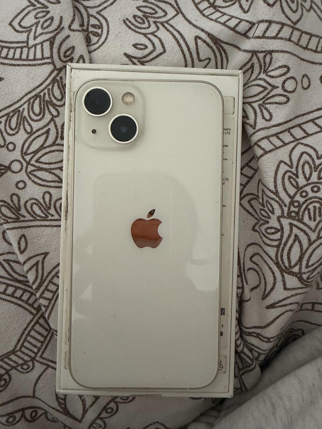 iPhone iPhone 13 (256 GB) White | Оригинал(EAC) Отличное состояние — фото 2