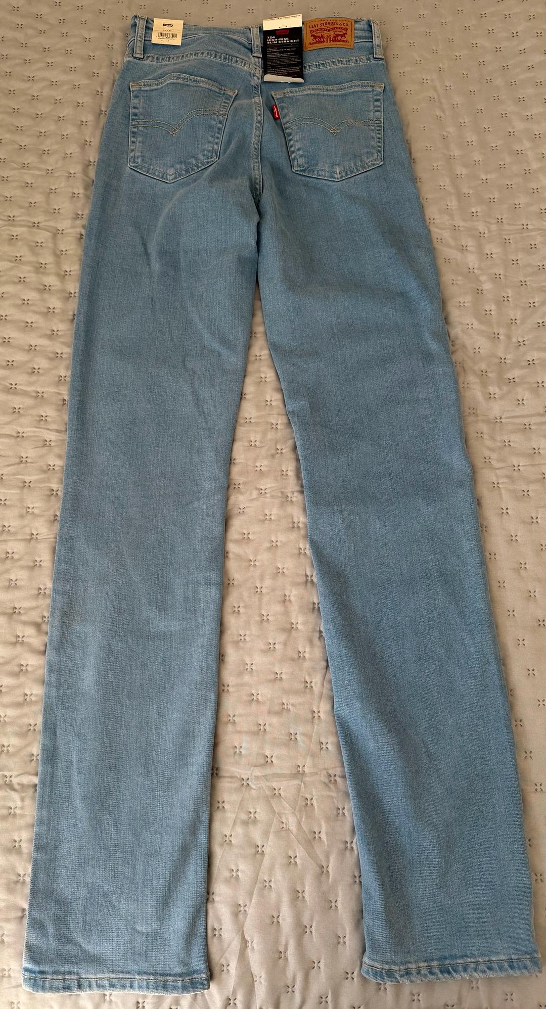 Levi's Джинсы Levi's 724 High-Rise Slim Straight XS — фото 2