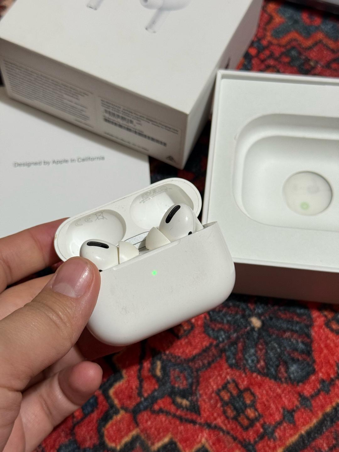 Apple Наушники Apple AirPods Pro — фото 2