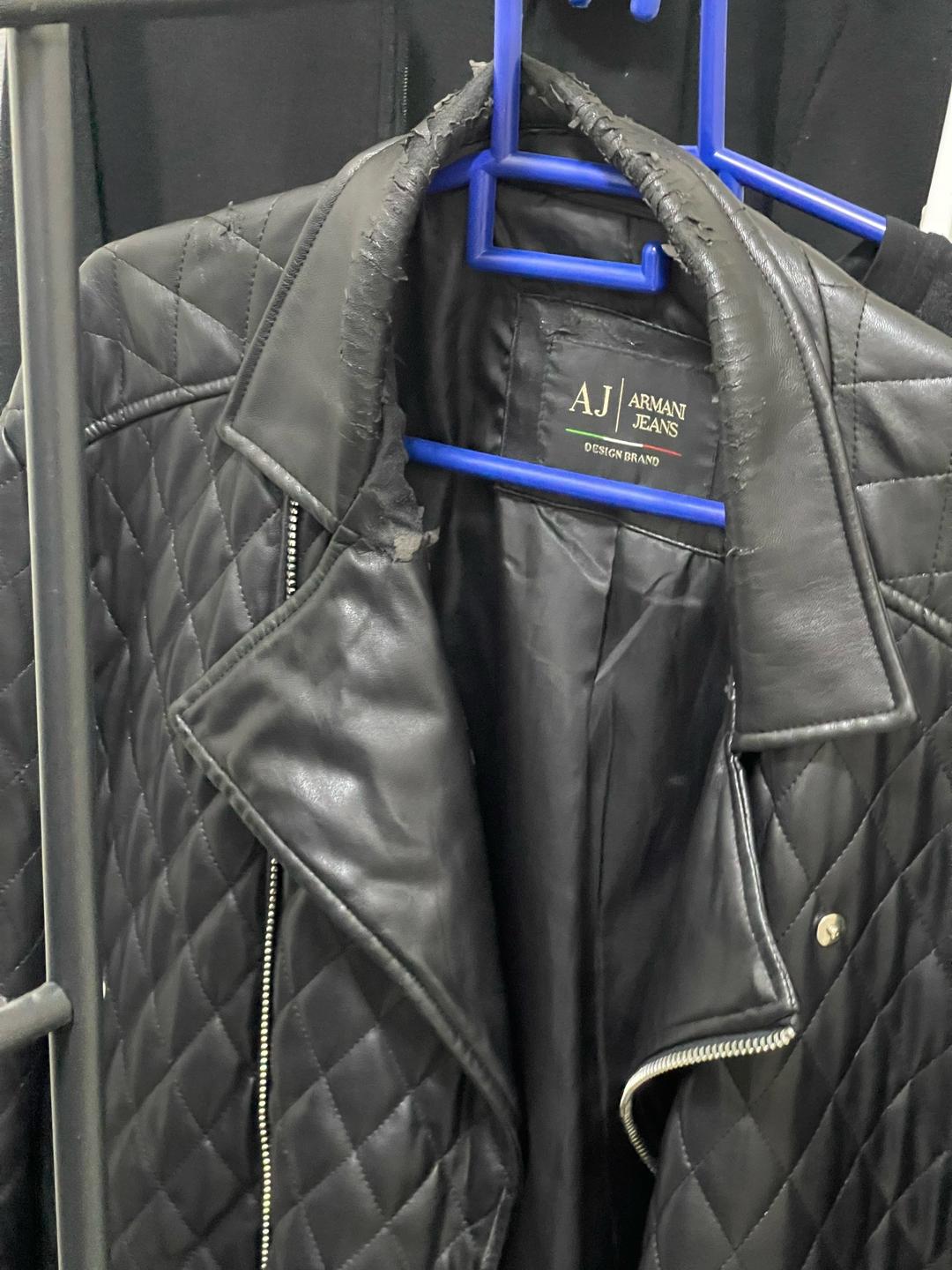 Armani Jeans Кожанка — фото 2
