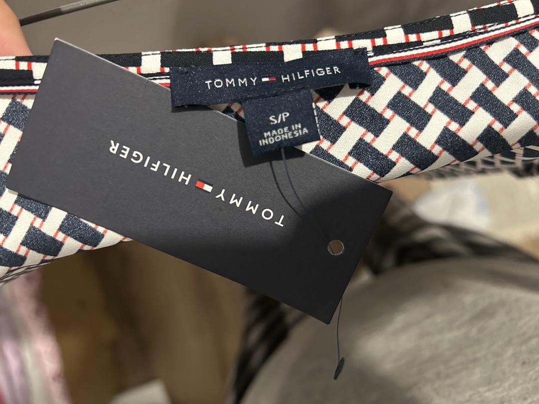 Tommy Hilfiger Новая женская блузка Tommy Hilfiger, размер S (оригинал) — фото 2