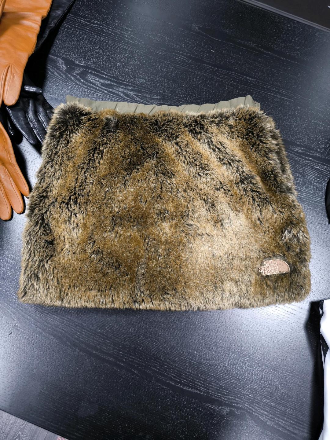 The North Face Юбка меховая из искуственного меха мини — фото 2