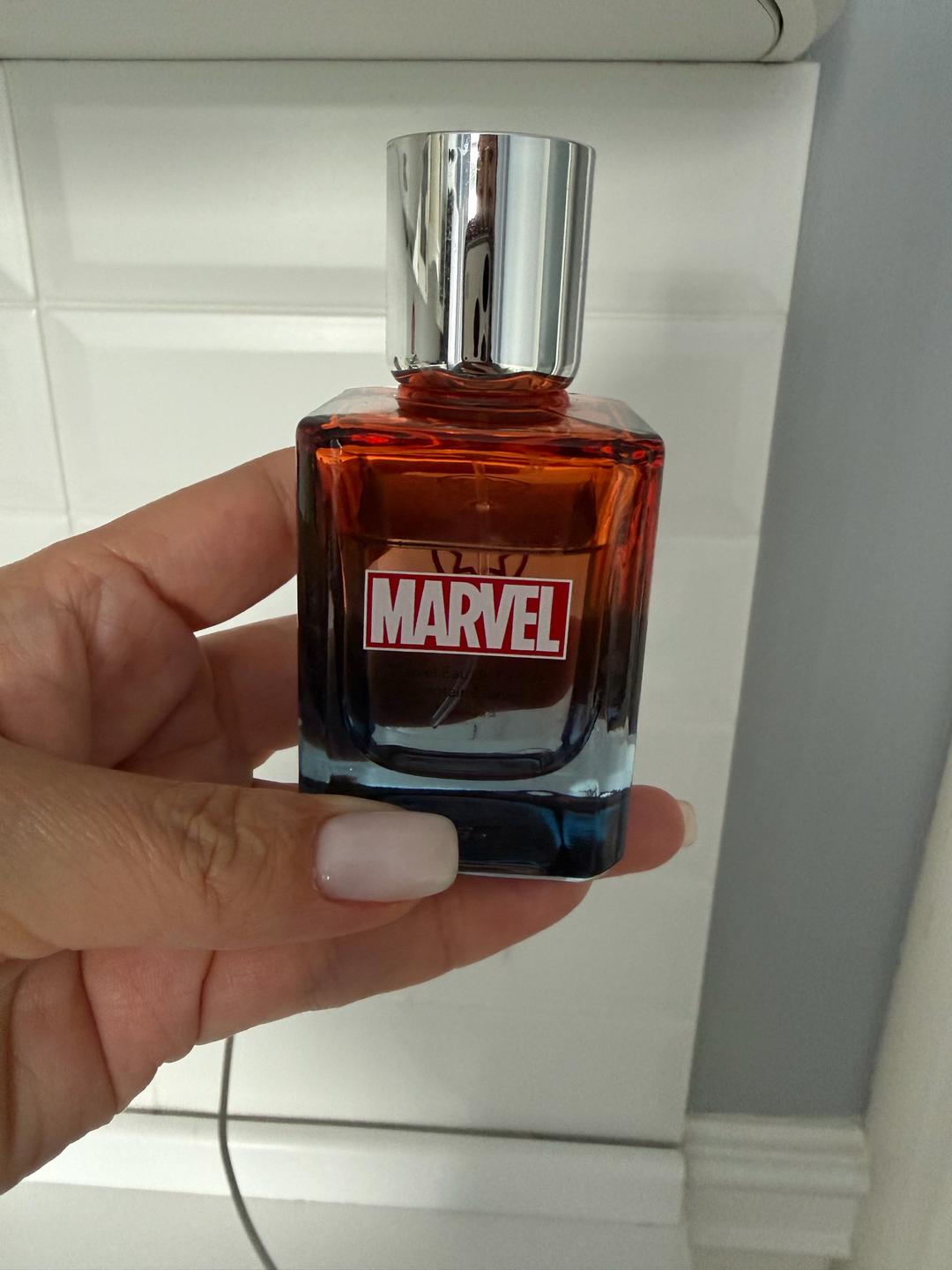 Marvel Парфюмерная вода Marvel Captain Marvel — фото 2