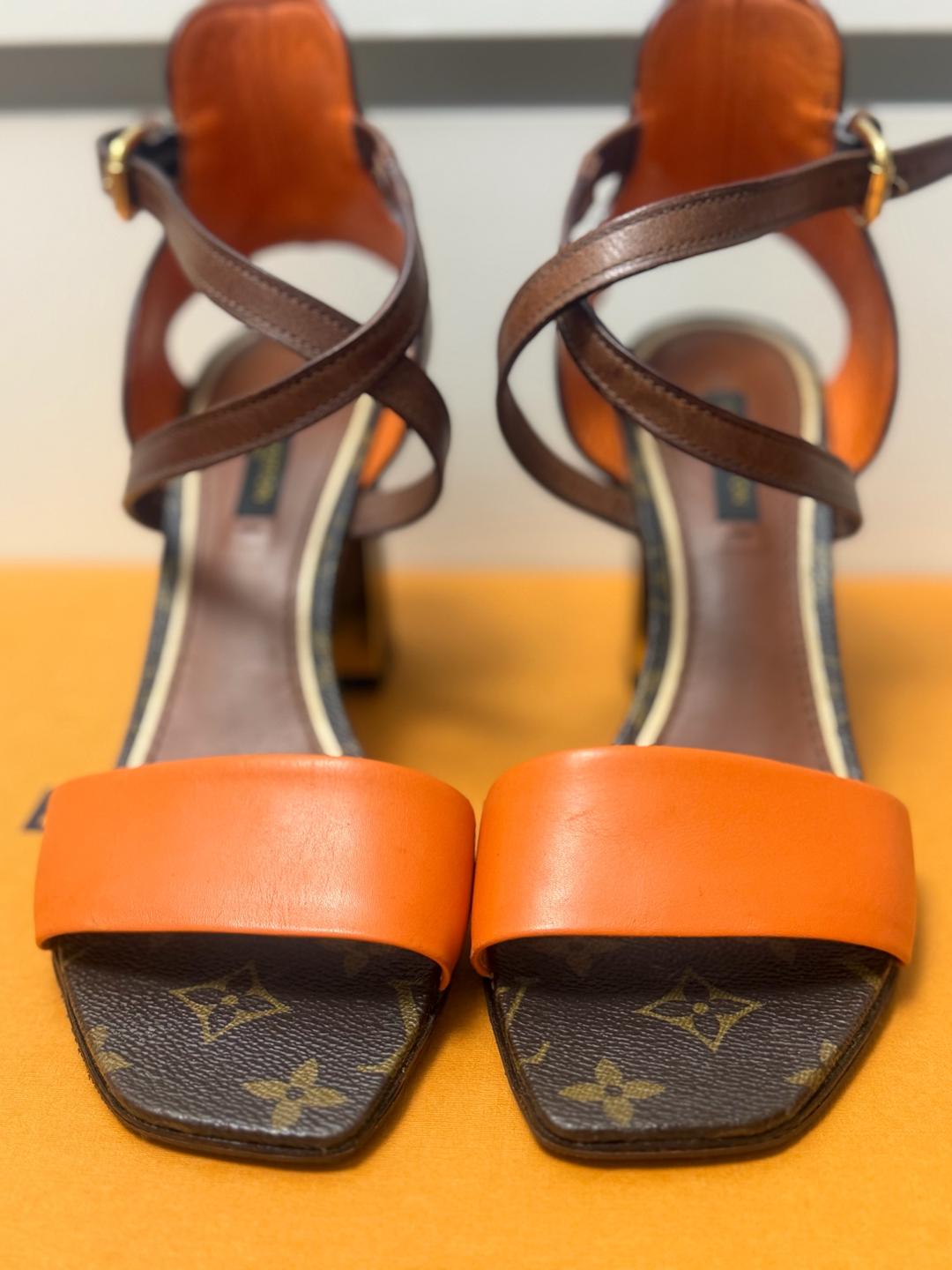 Louis Vuitton Босоножки Louis Vuitton — фото 2