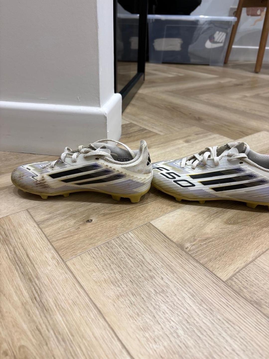 Adidas Бутсы Adidas позолоченные — фото 2