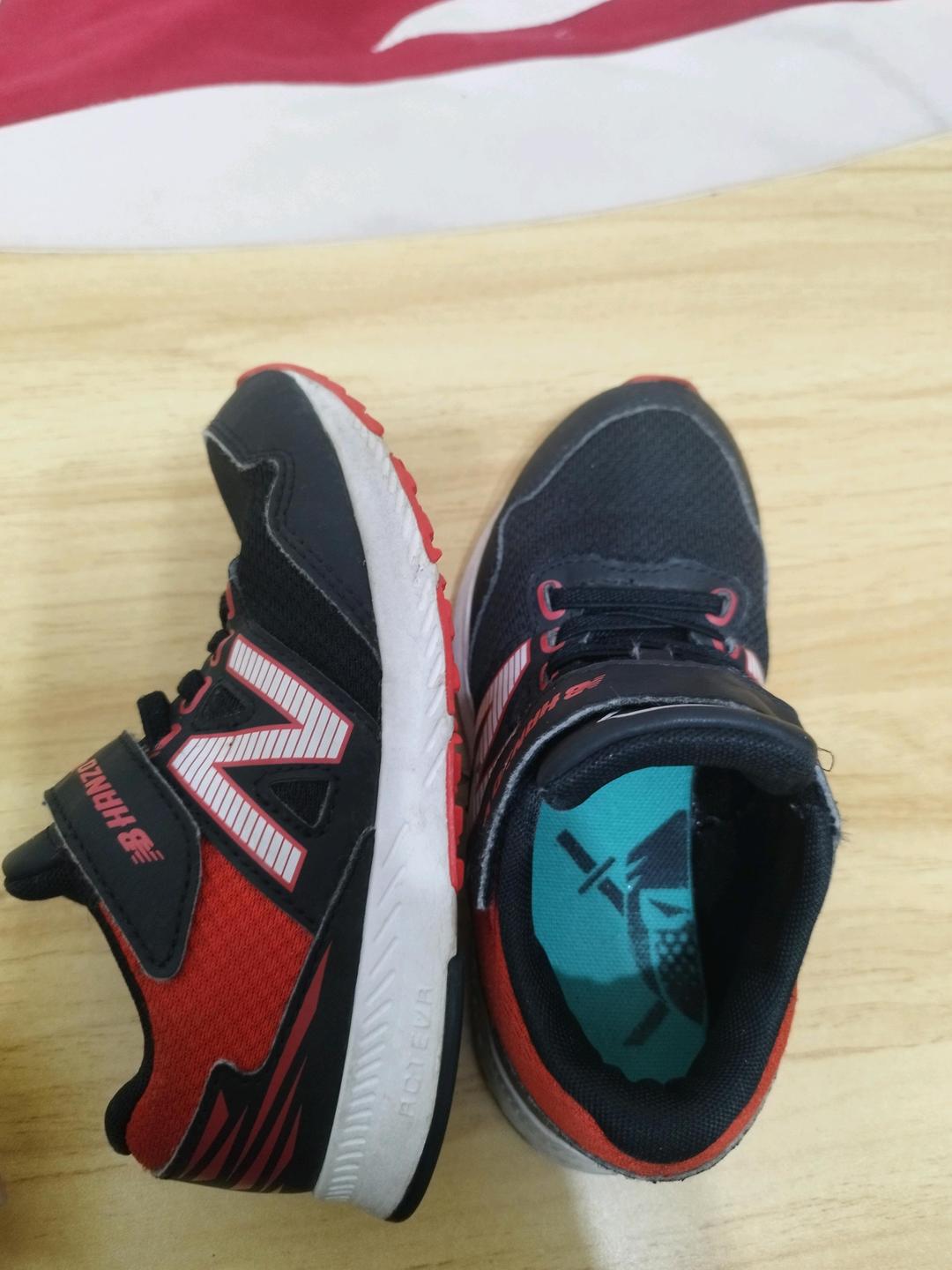 New Balance Детские кроссовки New Balance Hanzo V, размер 27 (17 см длина стельки) — фото 2