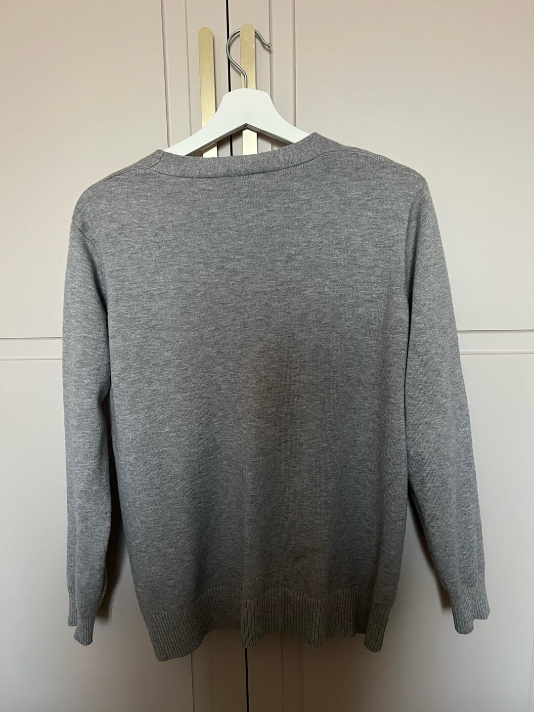 Продам в отличном состоянии стильный серый кардиган с таксами на р. от S до L — фото 2