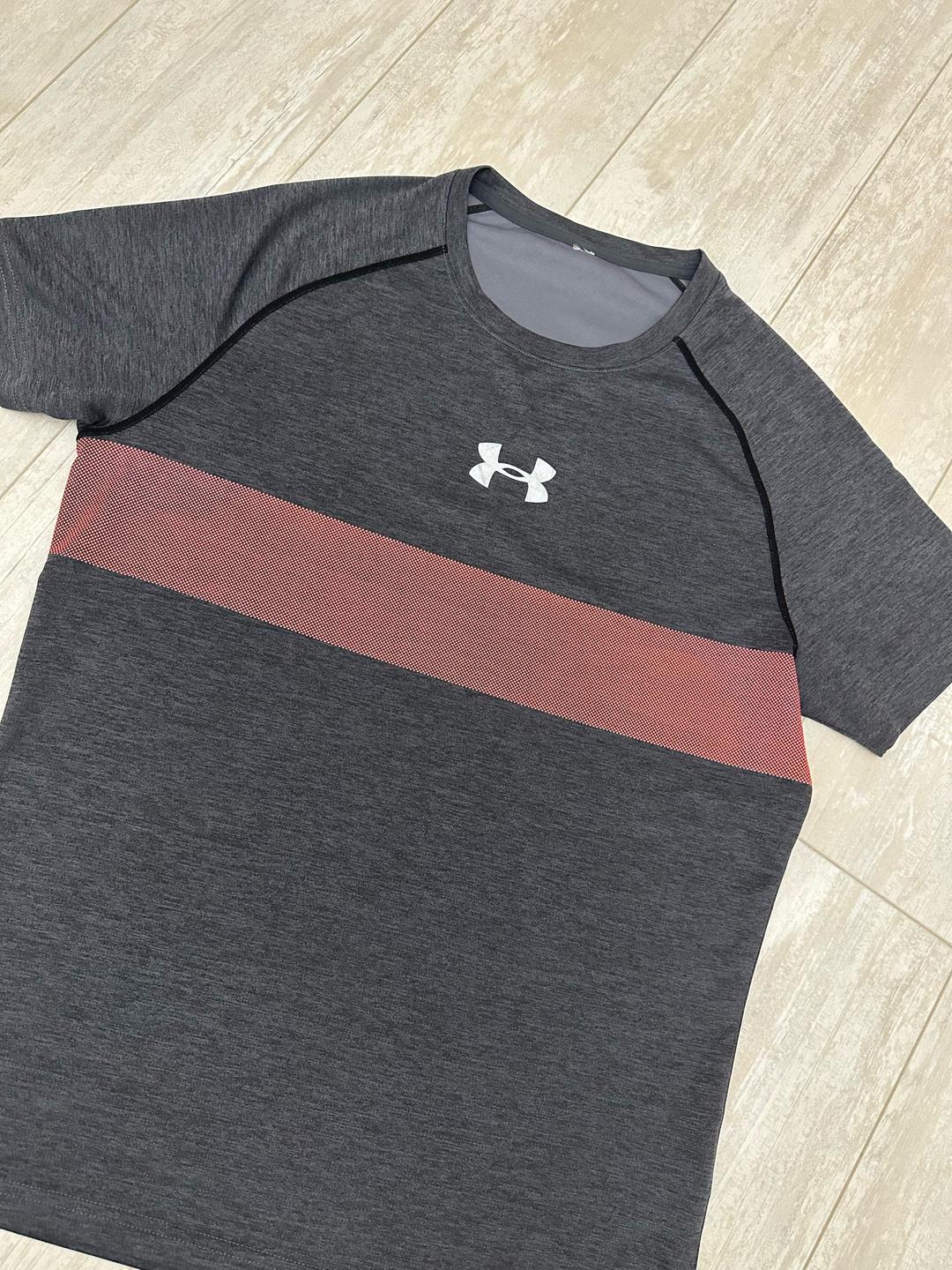 Under Armour Футболка Under Armour — фото 2