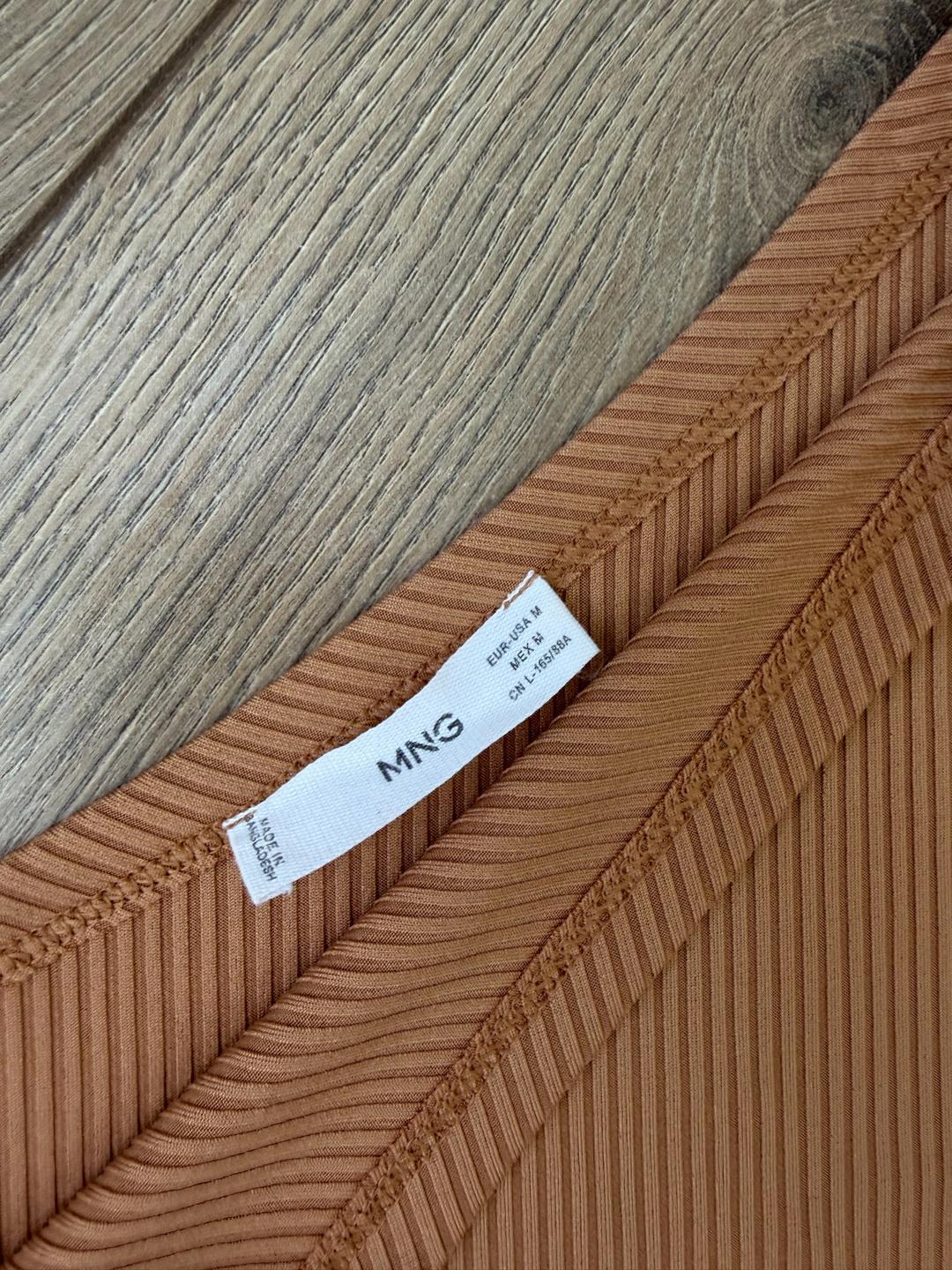 Mango Топ на одно плечо в рубчик — фото 2